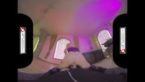 VR Porn Carly Rae Summers As Ivy Valentine on VR CosplayX