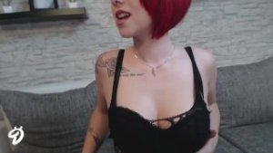 NEUES VIDEO!! NETZ CATSUIT TEEN STRIP