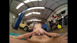 VRB Gay: Twink Mechanic Gives Hot Blowjob and Fucks Anal before his Boss Coming | VR Porn