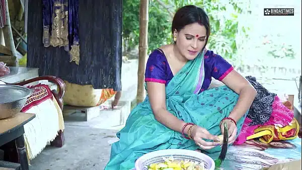 Erotic Bihari Bhabhi wants Two Big Cock for sex when her husband not around at home