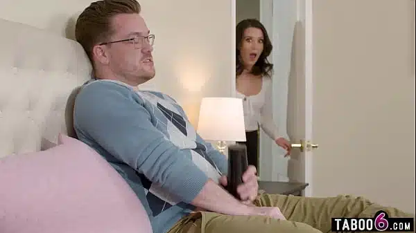 Latin housewife unexpectedly came over and busts guy with a huge cock