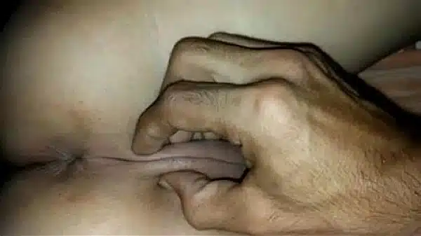 Novinha Gemendo Gostoso