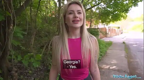 Public Agent French pussy swallows my cock