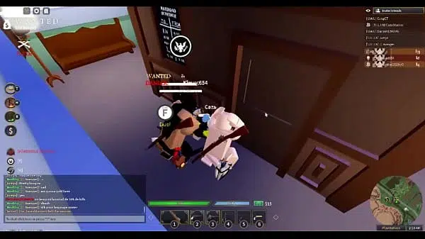 2 chilenos e 1 mexicano fodem uma argentina tesão na estação de trem