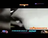 Bokep Indo – kena gangbang pas lagi nongkrong