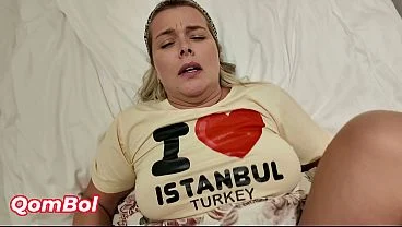 büyük götlü turist kadın istanbul’da otel personeliyle seks yapıyor