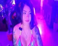 Hot Latina 87rw9t76h4et5y3y1k3r1iu23i1o7p3