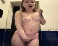 Teen Play In Public Toilet