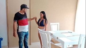 LA ESPOSA DE MI MEJOR AMIGO ME INVITA A SU CASA PARA QUE ME LA FOLLE BIEN RICO POR LA VAGINA, ES UNA CACHONDA VETERANA – XNXX