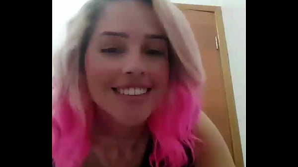 A Brasileira MAVY XSex Artista e Modelo Peludinha Rosa mais linda que já vi