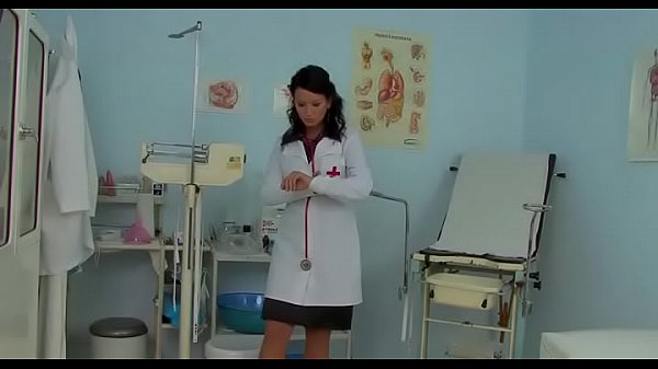 Back yard lezzie food porn