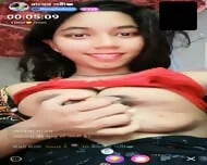 Bangladeshi Cute Girl Showing Big Boobs And Pussy Cam ( Chamet App)