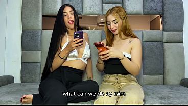 Primera Vez Probando Sexo Lésbico con Strap-On junto a Mi Mejor Amiga en la Oficina de Nuestro Trabajo!