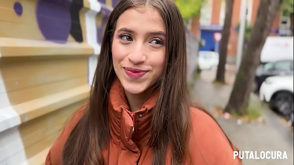 PutaLocura – Pequeña teen colombiana Sofia Smith es pillada por Torbe y follan duro