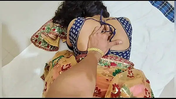 Hot sexy indian wife doggy style sex