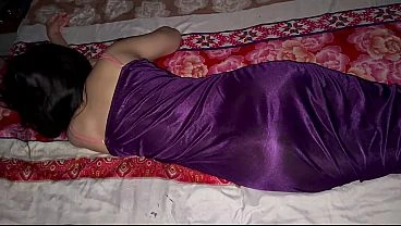 I FUCKED AUNTY’S PUSSY SO HARD THAT SHE URINATED