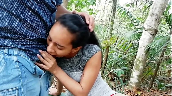 Leyne Rodríguez. Latina follando al aire libre en la selva tropical