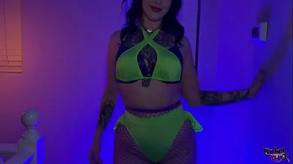 Raver babe gets all holes fucked & Gaped ending in Anal Creampie