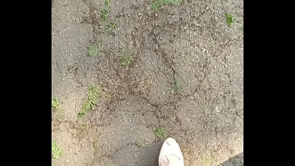 Walking on peeptoe shoes in public