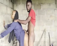 Xvideos Sexygray A Fait Descendre Son Ingenieur Dans Un Batiment Inacheve HD.mp4