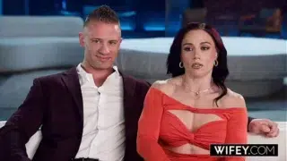 Dating App Darlings Vanessa And Cody Bonded Over Their Shared Interest In Pets, Fitness, And Swinging. Vanessa Loves It When All Eyes Are On Her, And Cody Can’T Wait To Watch All The Action When She Gives Herself To A Pro.