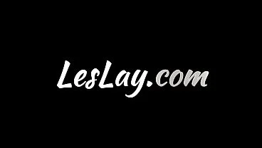 Painter Fists Nude Lesbian Models Asses (Anal Fisting) | LesLay