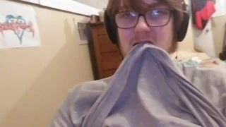 Quickly cumming then tasteing myself