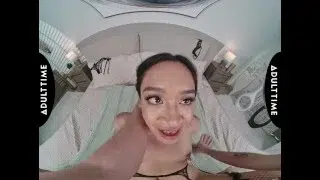 UP CLOSE VR – POV Hot Babe Jade Kimiko Struggles Taking Your MASSIVE Cock! SHAKING ORGASM + CUMSHOT