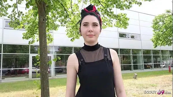 ▶▶ GERMAN SCOUT – Versautes Girl Joena Kaiser aus Berlin nach der Schule bei Fake Model Job gefickt