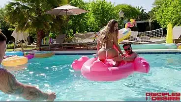 LILY PHILLIPS BLOW BANG 9 GUYS… NO PROBLEM FOR THIS CUM SLUT!!!!